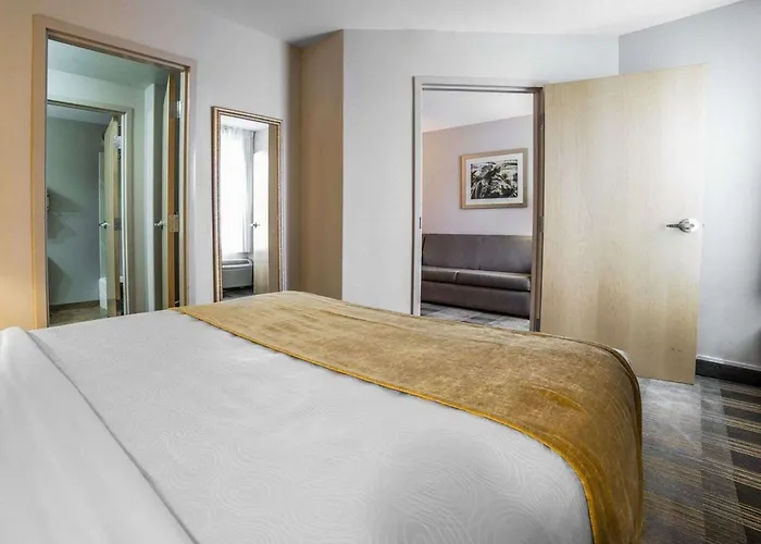 Mainstay Hotel