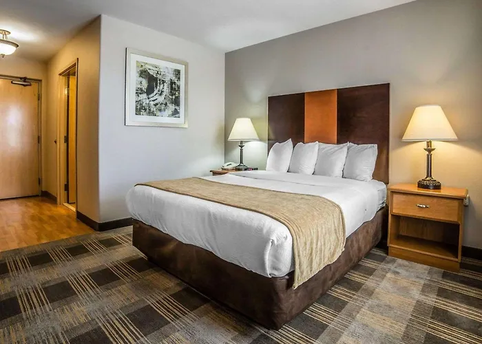 Hotel Mainstay 3*