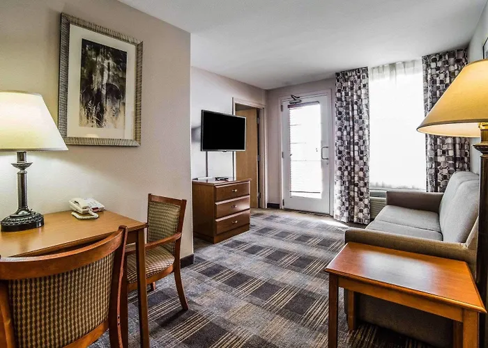 Mainstay Hotel 3*